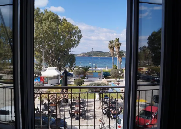 Sea Side Apartment